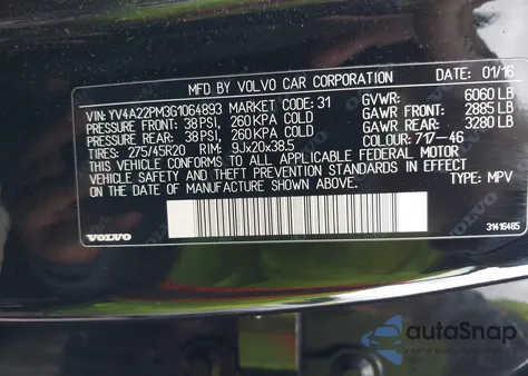 2016 Volvo Xc90 T6 R-Design z USA, uszkodzony, nr VIN YV4A22PM3G1064893